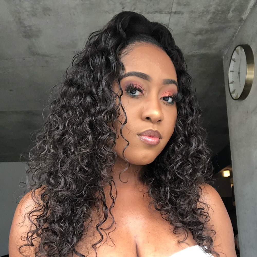 Meet your Posher, Lauren